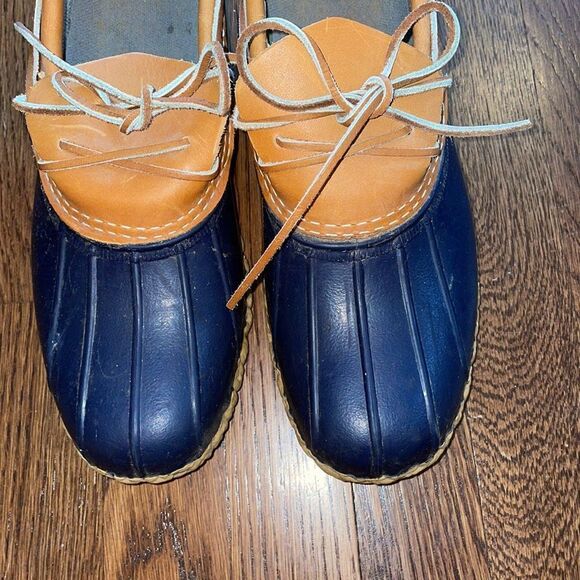 L.L. Bean “Bean Boots” navy blue & tan duck shoes - Picture 2 of 8